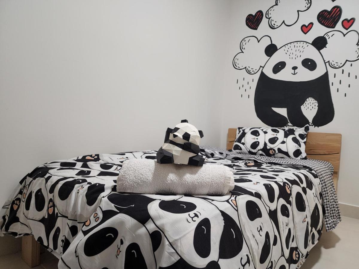 Netflix Panda House 3B2R Rimbayu Kota Kemuning With Atari Games Apartment Teluk Panglima Garang Exterior foto