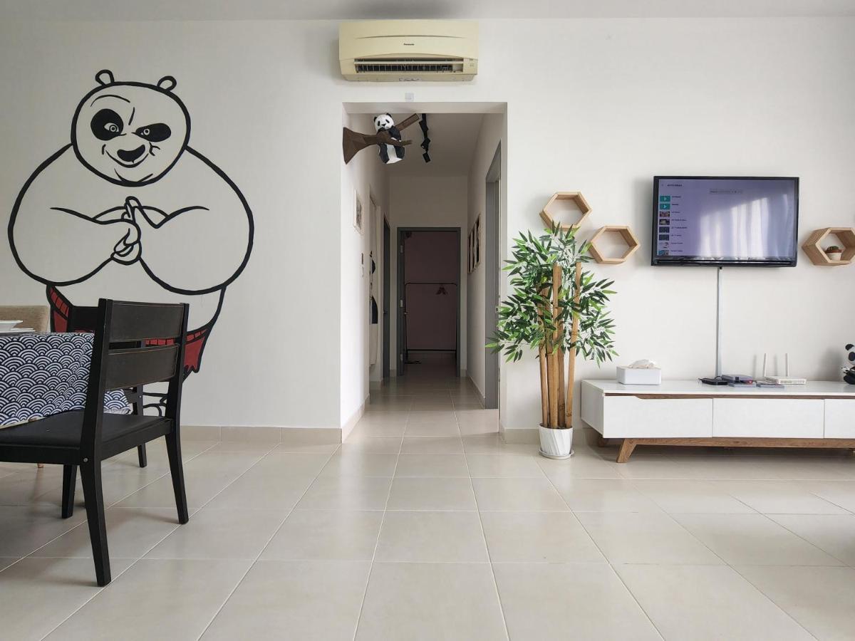 Netflix Panda House 3B2R Rimbayu Kota Kemuning With Atari Games Apartment Teluk Panglima Garang Exterior foto