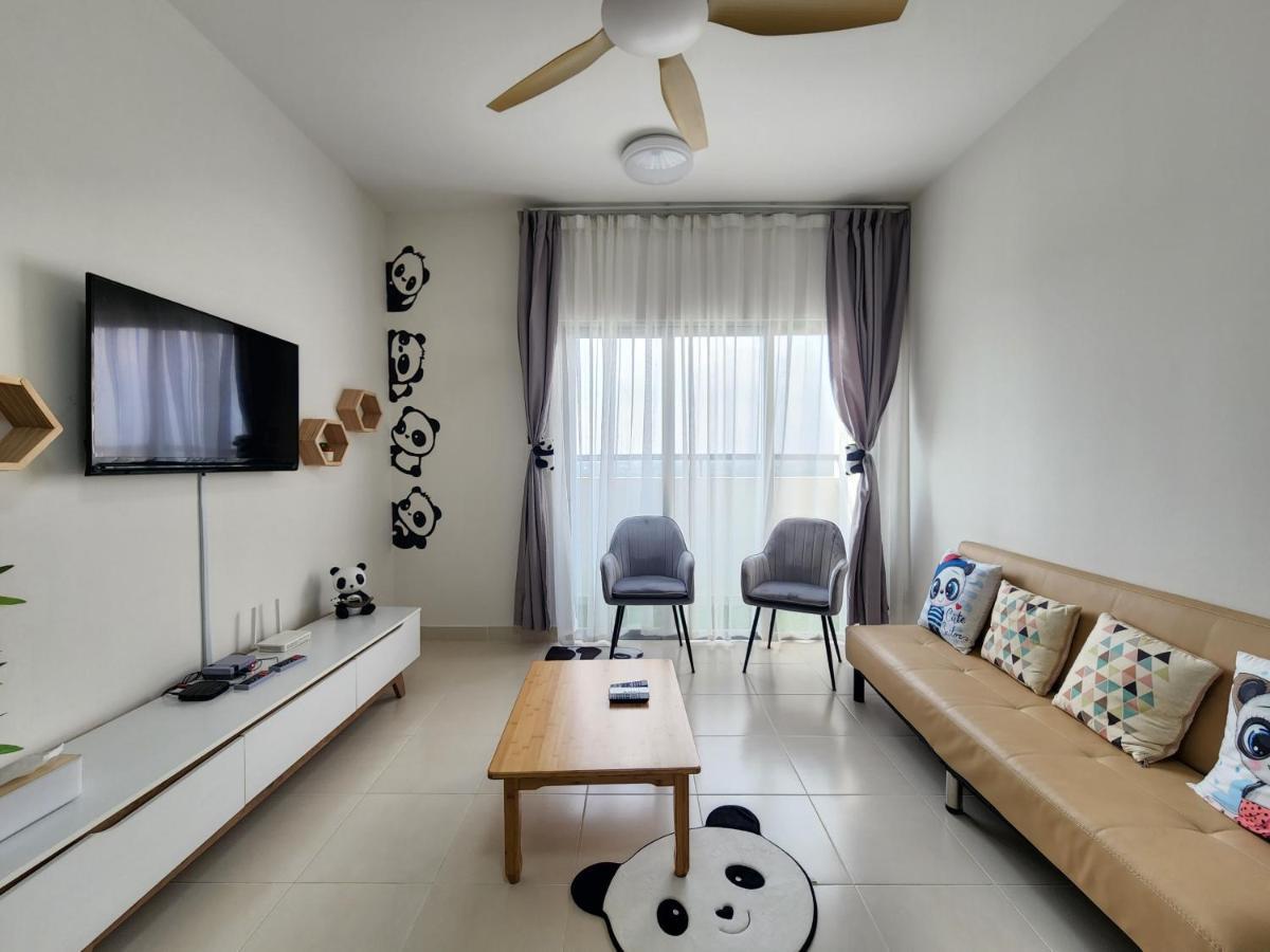 Netflix Panda House 3B2R Rimbayu Kota Kemuning With Atari Games Apartment Teluk Panglima Garang Exterior foto