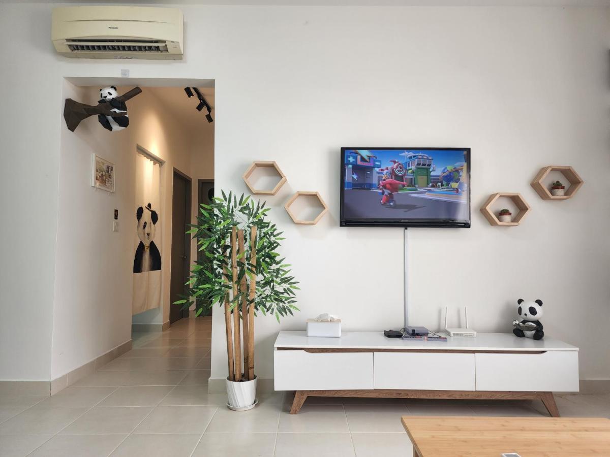 Netflix Panda House 3B2R Rimbayu Kota Kemuning With Atari Games Apartment Teluk Panglima Garang Exterior foto